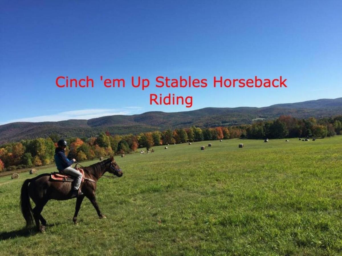 2 Bed Berkshire Getaway Minutes To Jiminy Peak Ski Hancock Εξωτερικό φωτογραφία