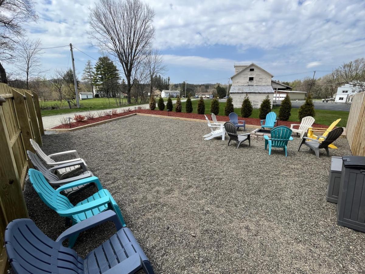 2 Bed Berkshire Getaway Minutes To Jiminy Peak Ski Hancock Εξωτερικό φωτογραφία