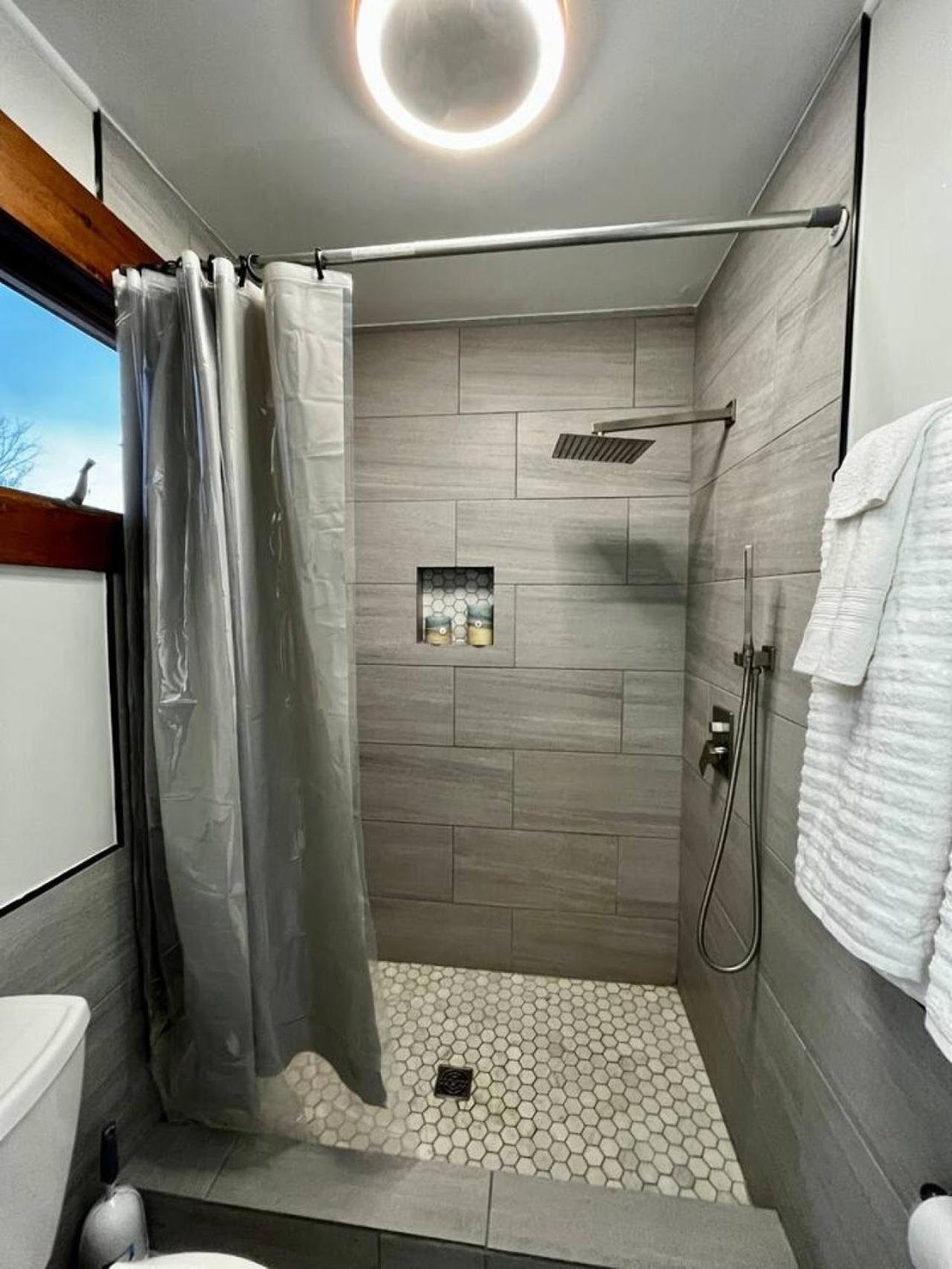 2 Bed Berkshire Getaway Minutes To Jiminy Peak Ski Hancock Εξωτερικό φωτογραφία